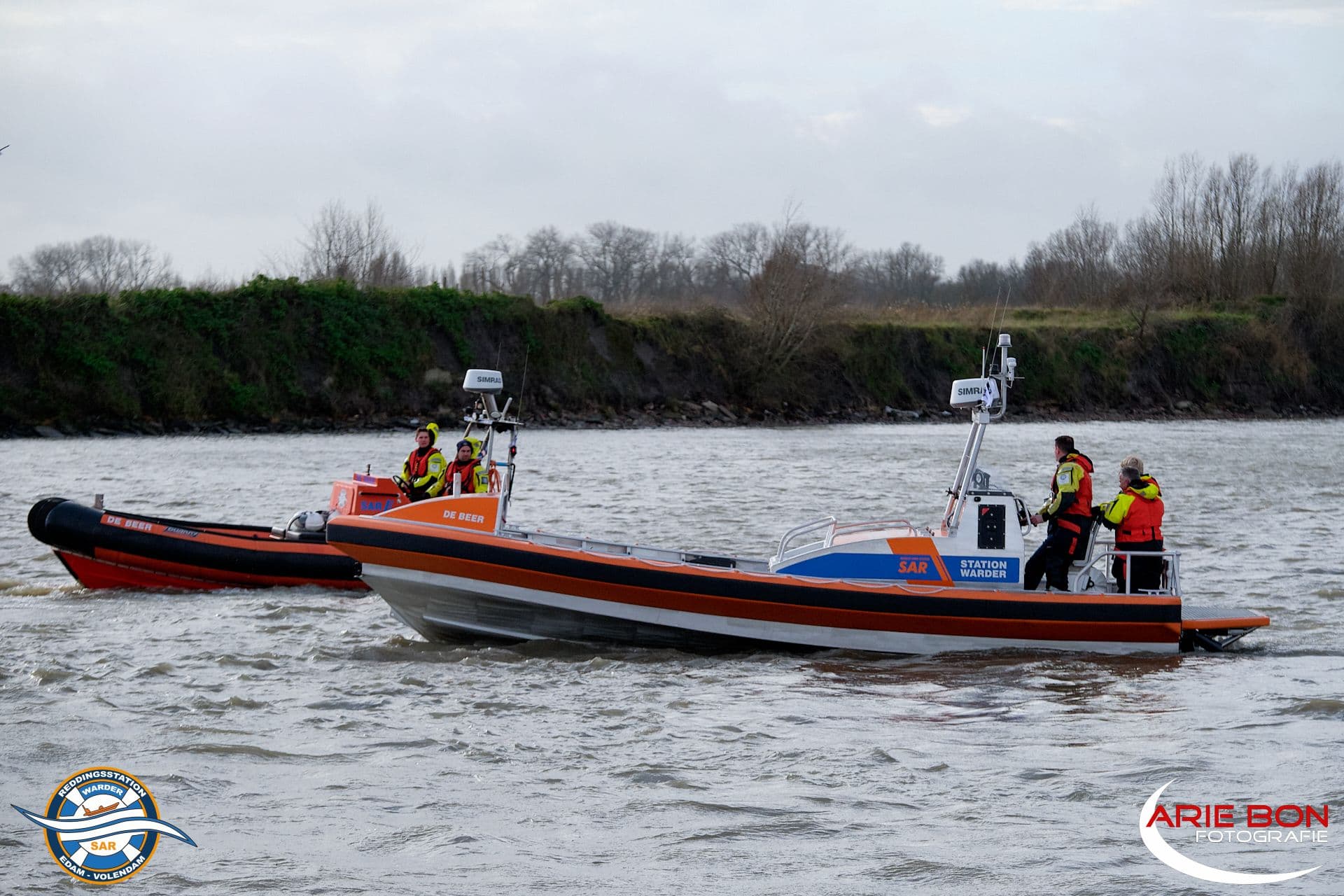 Nieuwe reddingboot gedoopt foto 2